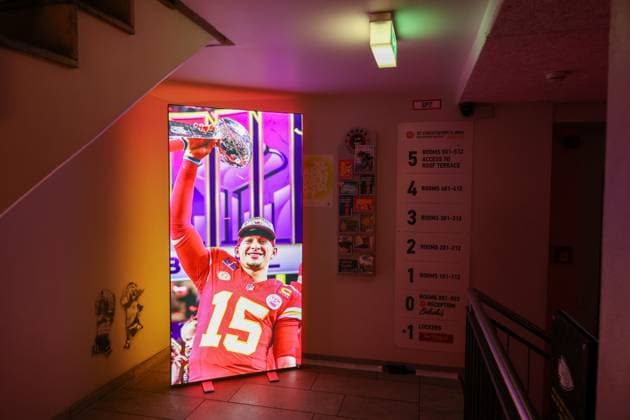 Fanpub Inside,Kansas City Chiefs Fanpub Berlin 2025, 2025_11_06, NFL, American Football Herren, USA , Photo: Foot.Bowl Thomas Sobotzki Copyright: xFootxBowl ThomasxSobotzkix