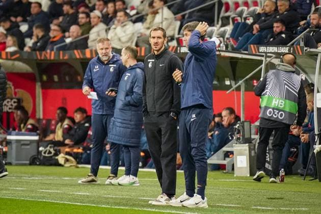 Football, UEFA Europa League 2025 26, Matchday 4 OGC Nice vs SC Freiburg Allianz Riviera Nice, France Julian Schuster SC Freiburg, Coach Copyright: xJOERANxSTEINSIEKx