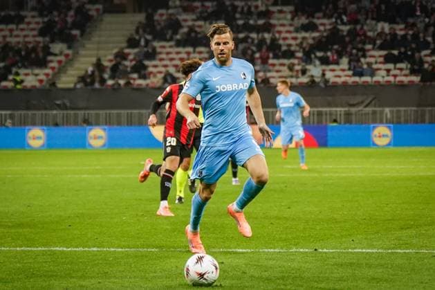 Football, UEFA Europa League 2025 26, Matchday 4 OGC Nice vs SC Freiburg Allianz Riviera Nice, France Lucas Höler Lucas Hoeler SC Freiburg, 09 Copyright: xJOERANxSTEINSIEKx