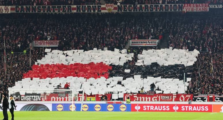 Stuttgart , Football UEFA Europa League VfB Stuttgart vs Feyenoord Rotterdam , Choreo of the Stuttgart fans