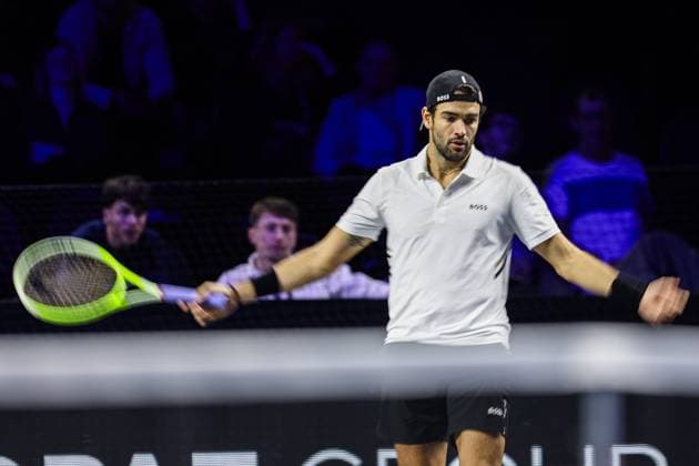 Moselle Open : tournoi de tennis, à Metz PHOTOPQR LE REPUBLICAIN LORRAIN Hugo AZMANI ; Metz ; 06 11 2025 ; Moselle Open : 22e édition du tournoi de tennis, aux Arènes, à Metz; Matteo Berrettini (ITA), lors de son match en quart de finale contre Learner Tien Metz Moselle Lorraine France  Copyright: xPHOTOPQR LExREPUBLICAINxLORRAIN xHugoxAZMANIx 20251106RBL0873 20251106RBL0873