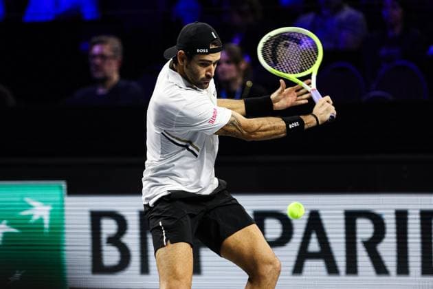 Moselle Open : tournoi de tennis, à Metz PHOTOPQR LE REPUBLICAIN LORRAIN Hugo AZMANI ; Metz ; 06 11 2025 ; Moselle Open : 22e édition du tournoi de tennis, aux Arènes, à Metz; Matteo Berrettini (ITA), lors de son match en quart de finale contre Learner Tien Metz Moselle Lorraine France  Copyright: xPHOTOPQR LExREPUBLICAINxLORRAIN xHugoxAZMANIx 20251106RBL0874 20251106RBL0874