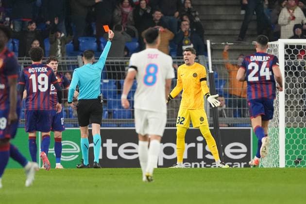 Switzerland UEFA Europa League 2025 26, FC Basel 1893 vs FCSB Bucharest St Jakob Park, Basel Goalkeeper Stefan Tarnovanu 32 Bucharest gets red for handball Basel St Jakob Park Basel Switzerland Copyright: xKjetilxWaberx