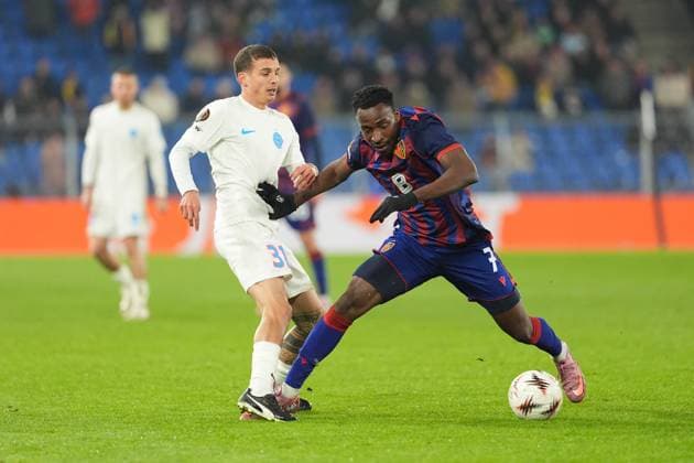 Switzerland UEFA Europa League 2025 26, FC Basel 1893 vs FCSB Bucharest St Jakob Park, Basel Philip Otele 7 Basel in duel with Octavian Popescu 37 Bucharest Basel St Jakob Park Basel Switzerland Copyright: xKjetilxWaberx