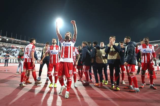 CRVENA ZVEZDA vs LILLE ALEKSANDAR KATAI and football players of Crvena zvezda, celebrate after the UEFA Europa League match, against Lille, at Rajko Mitic Stadium. Belgrade, 06.11.2025. photo: Ivica Veselinov MN Press photo FOOTBALL, UEFA EUROPA LEAGUE, CRVENA ZVEZDA, LILLE Belgrade Stadium Rajko Mitic Serbia Copyright: xMNxPressx