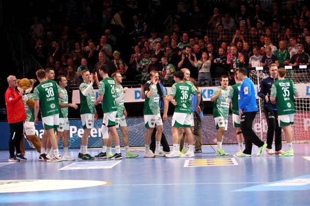 DEU, DHB Pokal, Fuechse Berlin vs Eisenach, 06 11 2025, Max Schmeling Halle, Berlin, DEU, DHB Pokal, Fuechse Berlin vs Eisenach, in the picture Fuechse player circle nordphotoxGmbHx xEngler nph00076