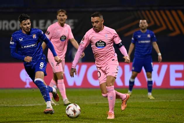Croatia, Zagreb, 061125. Players Luka Stojkovic and Iago Aspas at the UEFA Europa League 4th round match, GNK Dinamo - RC Celta de Vigo. Photo: Ronald Gorsic CROPIX Zagreb Copyright: xxRonaldxGorsicx xCROPIXx rg_dinamo_celta58-061125