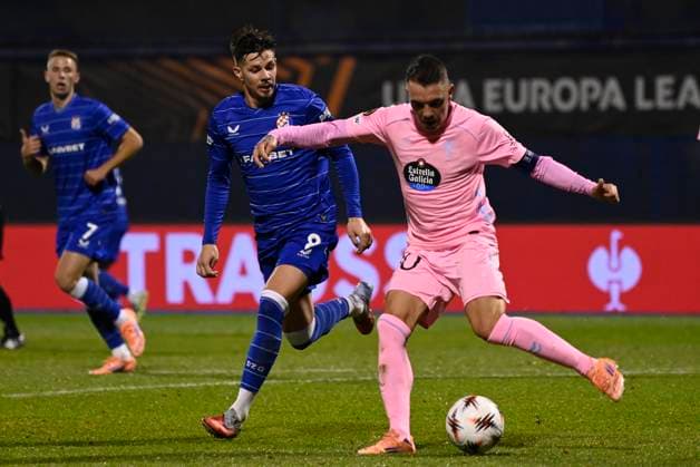 Croatia, Zagreb, 061125. Players Luka Stojkovic and Iago Aspas at the UEFA Europa League 4th round match, GNK Dinamo - RC Celta de Vigo. Photo: Ronald Gorsic CROPIX Zagreb Copyright: xxRonaldxGorsicx xCROPIXx rg_dinamo_celta59-061125