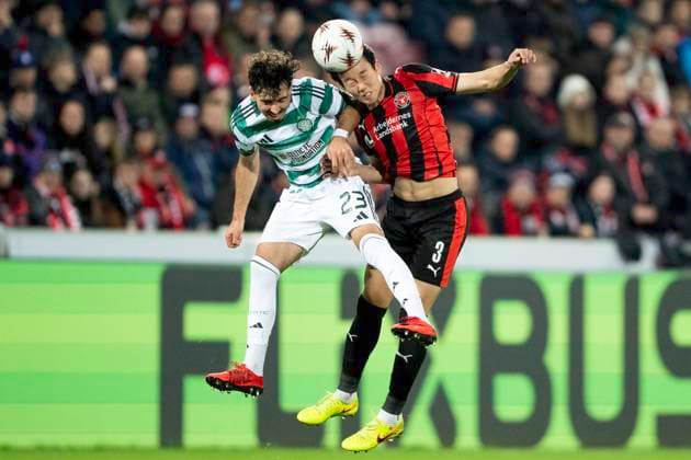 UEFA Europa League FC Midtjylland Celtic FC FC Midtjylland s Han Beom Lee in action with Celtic s Sebastian Tounekti during the Europa League match between FC Midtjylland and Celtic FC at MCH Arena in Herning on Thursday, November 6, 2025 Photo Bo Amstrup Ritzau Scanpix , Herning Denmark Mors  Copyright: BoxAmrstrupx xRitzauxScanpix BoxAmstrupx spdk20251106-212704-L