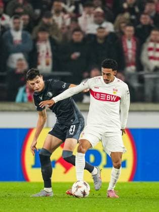 UEFA Europa League: VfB Stuttgart v Feyenoord Stuttgart - Anel Ahmedhodzic of Feyenoord during the fourth match of the UEFA Europa League 2025 2026. The match is set between VfB Stuttgart and Feyenoord at Neckarstadion, MHP Arena on 6 November 2025 in Stuttgart, Germany. Copyright: xYannickxVerhoevenx
