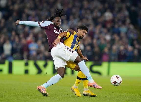 Birmingham, England, 6th November 2025. Evann Guessand of Aston Villa tussles with Roy Revivo of Maccabi Tel-Aviv during the Aston Villa vs Maccabi Tel-Aviv FC UEFA Europa League match at Villa Park, Birmingham. Picture credit should read: Andrew Yates Sportimage EDITORIAL USE ONLY. No use with unauthorised audio, video, data, fixture lists, club league logos or live services. Online in-match use limited to 120 images, no video emulation. No use in betting, games or single club league player publications. SPI_048_AY_Villa_Macabbi SPI-4269-0048
