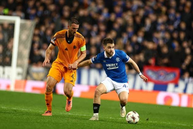 Bryan Cristante of Roma battles for the ball with Nicolas Raskin of Rangers during the Europa League league phase match at Ibrox Stadium, Glasgow. Rangers v Roma - UEFA Europa League - League Phase - Ibrox Stadium, Glasgow, Lanarkshire, Scotland, UK - 06 Nov 2025Glasgow Ibrox Lanarkshire United Kingdom  Copyright: xO Rourke RangersxFC Shutterstockx 15702164s