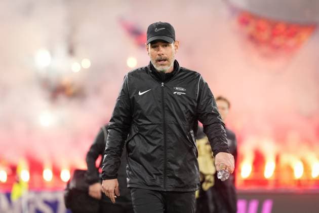 BrannÕs head coach Freyr Alexandersson looks on during the UEFA Europa League soccer match between Bologna and Brann at the Renato DallÕAra Stadium in Bologna, north Italy - Thursday, November 6, 2025 -  Copyright: xMassimoxPaolone LaPressex