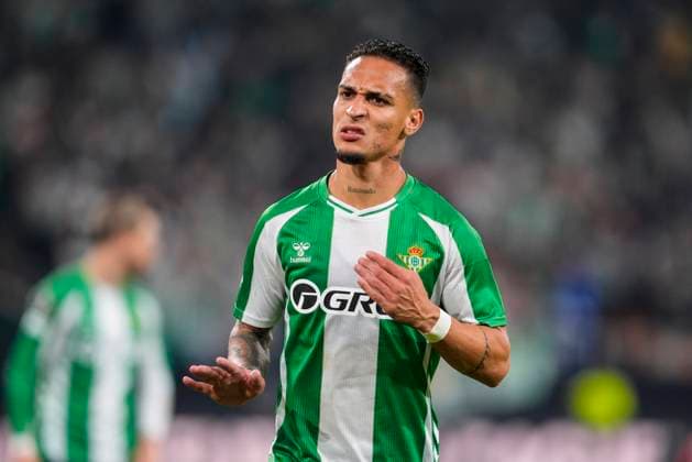 November 6, 2025, Sevilla, Sevilla, SPAIN: Antony Dos Santos of Real Betis celebrates a goal during the UEFA Europa League, football match played between Real Betis and Olympique de Lyon at La Cartuja stadium on November 6, 2025, in Sevilla, Spain. Sevilla SPAIN - ZUMAa181 20251106_zaa_a181_082 Copyright: xJoaquinxCorcherox