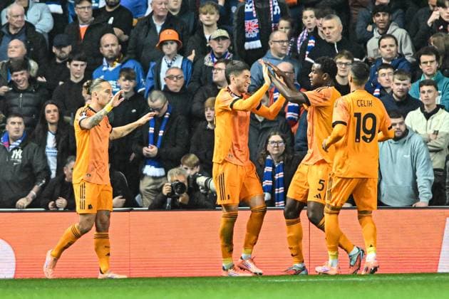 Rangers v A.S. Roma UEFA Europa League Matias Soule of A.S. Roma scores their sides first goal of the match and celebrates his sides goal with teammates during the UEFA Europa League match at Ibrox Stadium, Glasgow UK Newspapers OUT Copyright: xJamiexJohnstonx FIL-22472-0066
