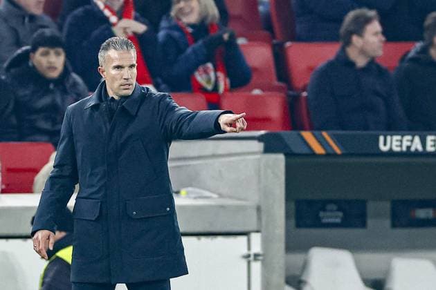 STUTTGART , 06-11-2025 , MHP Arena , season 2025 2026 , UEFA Europa League League phase match between Vfb Stuttgart and Feyenoord , Picture shows Feyenoord trainer coach Robin van Persie Stuttgart - Feyenoord  x31893225x Copyright:
