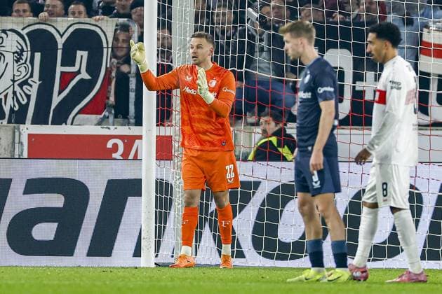 STUTTGART , 06-11-2025 , MHP Arena , season 2025 2026 , UEFA Europa League League phase match between Vfb Stuttgart and Feyenoord , Picture shows Feyenoord goalkeeper Timon Wellenreuther Stuttgart - Feyenoord  x31893466x Copyright: