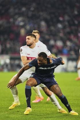 UEFA Europa League: VfB Stuttgart v Feyenoord Stuttgart - Cyle Larin of Feyenoord during the fourth match of the UEFA Europa League 2025 2026. The match is set between VfB Stuttgart and Feyenoord at Neckarstadion, MHP Arena on 6 November 2025 in Stuttgart, Germany. Copyright: xTomxBodex