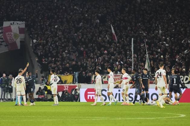 UEFA Europa League: VfB Stuttgart v Feyenoord Stuttgart - Givairo Read of Feyenoord, Cyle Larin of Feyenoord, Anel AhmedHozic of Feyenoord and Luciano Valente of Feyenoord during the fourth match of the UEFA Europa League 2025 2026. The match is set between VfB Stuttgart and Feyenoord at Neckarstadion, MHP Arena on 6 November 2025 in Stuttgart, Germany. Copyright: xTomxBodex