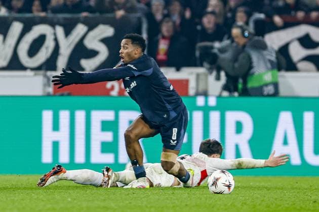 STUTTGART , 06-11-2025 , MHP Arena , season 2025 2026 , UEFA Europa League League phase match between Vfb Stuttgart and Feyenoord , Picture shows Feyenoord player Quiten Timber Stuttgart - Feyenoord  x31893632x Copyright: