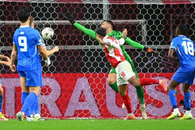 SC Braga v KRC Genk - UEFA Europa League BRAGA, PORTUGAL - NOVEMBER 06 : Rodrigo Zalazar midfielder of SC Braga scoring a goal (2-3) during the UEFA Europa League 2025 26 League Phase MD4 match between SC Braga and KRC Genk on November 6, 2025 in Braga, Portugal, 06 11 2025 Braga Portugal  Copyright: xVincentxKalutx