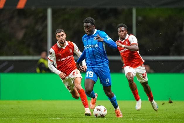 Genk s Yaimar Medina pictured in action during a soccer game between Portuguese soccer team SC Braga and Belgian club KRC Genk, on Thursday 06 November 2025, in Braga, fourth game (out of 8) in the league phase of the UEFA Europa League competition. JOMAxGISBERT  x139700054x