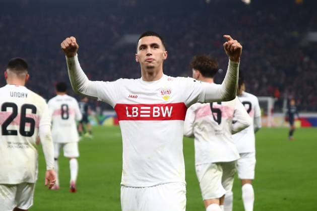 06 11 2025, xmohx, Football UEFA Europa League, VfB Stuttgart Feyernoord Rotterdam v l Torjubel nach dem Tor zum celebrating the goal celebrate 1 0 durch Bilal El Khannouss VfB Stuttgart DFL DFB REGULATIONS PROHIBIT ANY USE OF PHOTOGRAPHS as IMAGE SEQUENCES and or QUASI VIDEO Stuttgart