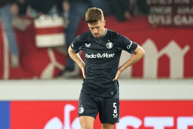 STUTTGART - Gijs Smal of Feyenoord is disappointed after the 2-0 defeat during the UEFA Europa League match between VFB Stuttgart and Feyenoord Rotterdam at the Stuttgart Arena on November 6, 2025, in Stuttgart, Germany. ANP BART STOUTJESDIJK UEFA Europa League Matchday 4 2025-2026 xVIxANPxSportx xxANPxIVx 541426766 originalFilename: 541426766.jpg