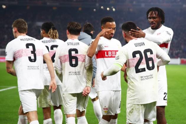 06 11 2025, xmohx, Football UEFA Europa League, VfB Stuttgart Feyernoord Rotterdam v l Torjubel nach dem Tor zum celebrating the goal celebrate 2 0 durch Deniz Undav VfB Stuttgart DFL DFB REGULATIONS PROHIBIT ANY USE OF PHOTOGRAPHS as IMAGE SEQUENCES and or QUASI VIDEO Stuttgart