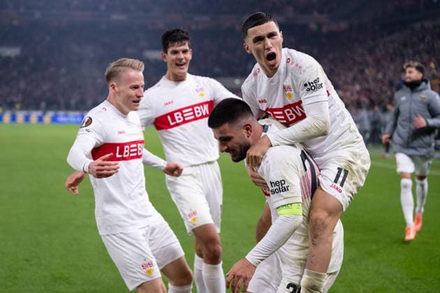 Goal for 2 0 by Deniz Undav VfB Stuttgart 26 , cheers, goal celebration, celebrates his goal with Chris Fuehrich VfB Stuttgart, 10 , Chema Andreas VfB Stuttgart, 30 , Bilal El Khannouss VfB Stuttgart, 11 GER, VfB Stuttgart vs Feyenoord Rotterdam, Football, UEFA Europa League, Men, Matchday 4, Season 2025 2026, 06 11 2025, GER, VfB Stuttgart vs Feyenoord Rotterdam, Football, UEFA Europa League, Men, Matchday 4, Season 2025 2026, 06 11 2025 Stuttgart Copyright: xEibner-Pressefoto WolfgangxFrankx EP_WFK