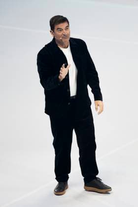 Nitto ATP, Tennis Herren Finals 2025 - Grand Opening Show Italian comedian and television host Max Giusti (Massimiliano Giusti) speaks during the grand opening show of the Nitto ATP Finals 2025. Turin Italy Copyright: xNicolòxCampox