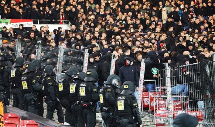 Stuttgart , Football UEFA Europa League VfB Stuttgart vs Feyenoord Rotterdam , Police at Rotterdam fans , Broken fence