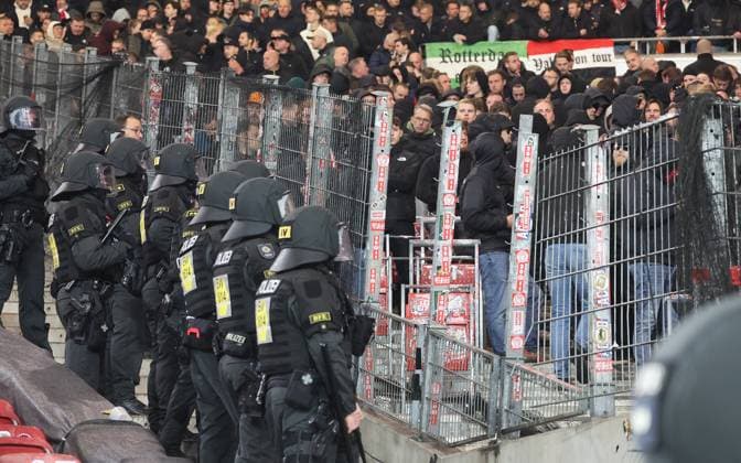 Stuttgart , Football UEFA Europa League VfB Stuttgart vs Feyenoord Rotterdam , Police at Rotterdam fans , Broken fence