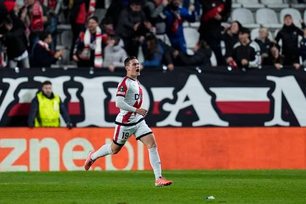 November 6, 2025, Madrid, Madrid, SPAIN: Jorge de Frutos of Rayo Vallecano celebrates a goal during the UEFA Conference League 2025 26 League Phase MD3 match between Rayo Vallecano de Madrid and KKS Lech Poznan at Estadio Vallecas on November 06, 2025 in Madrid, Spain. Madrid SPAIN - ZUMAa181 20251106_zaa_a181_140 Copyright: xDennisxAgyemanx