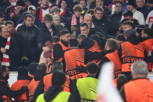 Fan riots,Stewards intervene,Rotterdam fans in Stuttgart fan block Football UEFA Europa League VfB Stuttgart Feyenoord Rotterdam on 06 11 2025 MHP ARENA
