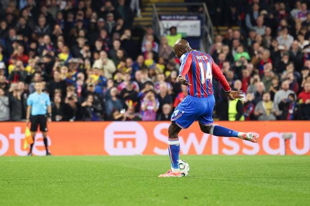 6th November 2025; Selhurst Park, Selhurst, London, England; Europa Conference League Football, Crystal Palace versus AZ Alkmaar; Jean-Philippe Mateta of Crystal Palace takes a penalty kick but it is saved by Rome-Jayden Owusu-Oduro of AZ Alkmaar  HenningxvonxJagow