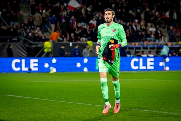 FC Utrecht goalkeeper Vasilis Barkas during the match FC Utrecht vs FC Porto at the Stadion Galgenwaard for the Europa League - League phase - Matchday 4 season 2025-2026 in UTRECHT, Netherlands on 6 november 2025, (photo by Marcel van Dorst EYE4images DeFodi Images) FC Utrecht goalkeeper Vasilis Barkas during the match FC Utrecht vs FC Porto at the Stadion Galgenwaard for the Europa League League phase Matchday 4 season 2025 2026 in UTRECHT, Netherlands on 6 november 2025, photo by Marcel van Dorst EYE4images DeFodi Images