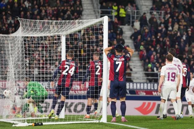 Bologna s Riccardo Orsolini reacts during the UEFA Europa League soccer match between Bologna and Brann at the Renato DallÕAra Stadium in Bologna, north Italy - Thursday, November 6, 2025 -  Copyright: xMassimoxPaolone LaPressex