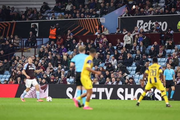Aston Villa gegen Maccabi Tel Aviv 06 November 2025, Aston UEFA EUROPA League Fußball Aston Villa gegen Maccabi Tel Aviv FC Leere Sitze im Villa Park Foto Charlotte Wilson Abseits Aston UK  Copyright: xCharlottexWilsonx xOffsidexOffside