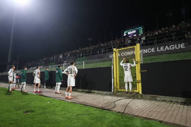CELJE 06.11.2025 MECZ 3. KOLEJKA LIGA KONFERENCJI SEZON 2025 26: NK CELJE - LEGIA WARSZAWA 2:1 --- UEFA CONFERENCE LEAGUE MATCH: NK CELJE - LEGIA WARSAW 2:1 PILKARZE LEGII KIBICE LEGII FOT. PIOTR KUCZA FOTOPYK NEWSPIX.PL --- newspix.pl 