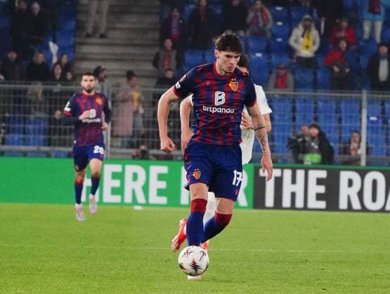06 11 2025 Basel Switzerland Stadion St Jakob Park Soccer Men Season 2025 2026 Europa League FC Basel FCS Bucharest 3 1 Picture Moritz Broschinski FC Basel Single Image Action
