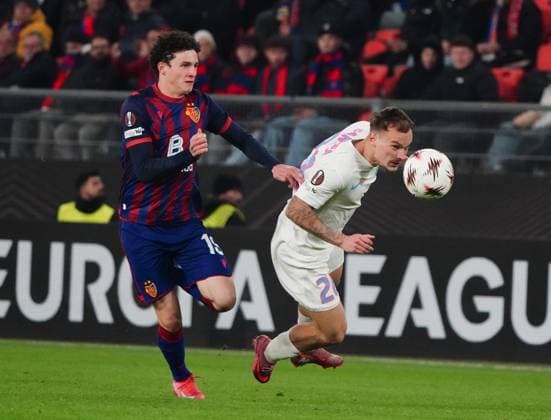 06 11 2025 Basel Switzerland Stadion St Jakob Park Soccer Men Season 2025 2026 Europa League FC Basel FCS Bucharest 3 1 Picture Marin Soticek FC Basel vs Alexandru Pantea FCS Bucharest r tackle action