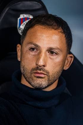 VIKTORIA PLZEN - FENERBAHCE Head coach of Fenerbahce Domenico Tedesco during the UEFA Europa League, league phase football match between FC Viktoria Plzen and Fenerbahce SK. Stadion mesta Plzne - Doosan Arena, Plzen, Czechia, November 06, 2025. Photo by Branislav Racko Copyright: xx 080A8783