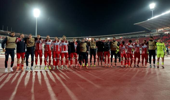 (251107) -- BELGRADE, Nov. 7, 2025 -- Players of Crvena Zvezda celebrate victory after winning the UEFA Europa League football match between Crvena Zvezda and LOSC Lille in Belgrade, Serbia, on Nov. 6, 2025. (Photo by Xinhua) (SP)SERBIA-BELGRADE-FOOTBALL-UEFA EUROPA LEAGUE-CRVENA ZVEZDA VS LOSC LILLE PredragxMilosavljevic 