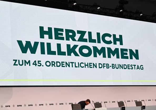 07 11 2025, xsltx, Football DFB Media Dates, DFB Bundestag v l Welcome to the DFB Bundestag DFL DFB REGULATIONS PROHIBIT ANY USE OF PHOTOGRAPHS as IMAGE SEQUENCES and or QUASI VIDEO