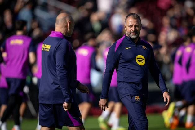 Head Coach Hansi Flick FC Barcelona smiles during FC Barcelona™s first training at Spotify Camp Nou following its renovation At Spotify Camp Nou in Barcelona, , Spain, on November 07 2025 Photo by Felipe Mondino Copyright: x@FELIPExMONDINOx