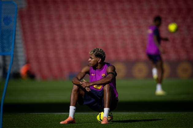 Lamine Yamal FC Barcelona in action during FC Barcelona™s first training at Spotify Camp Nou following its renovation At Spotify Camp Nou in Barcelona, , Spain, on November 07 2025 Photo by Felipe Mondino Copyright: x@FELIPExMONDINOx