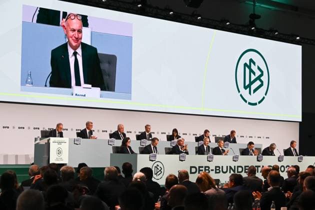 07 11 2025, xsltx, Football DFB Media Dates, DFB Bundestag v l The newly elected Presidium of the DFB DFL DFB REGULATIONS PROHIBIT ANY USE OF PHOTOGRAPHS as IMAGE SEQUENCES and or QUASI VIDEO