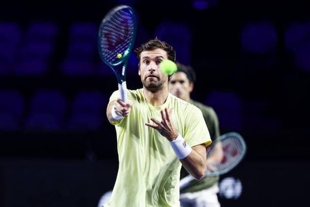 Moselle Open : tournoi de tennis, à Metz PHOTOPQR LE REPUBLICAIN LORRAIN Hugo AZMANI ; Metz ; 07 11 2025 ; Moselle Open : 22e édition du tournoi de tennis, aux Arènes, à Metz; Quentin Halys (FRA) et Pierre-Hugues Herbert (FRA), lors de leur match en demi-finale double contre Sander Arends et Luke Johnson Metz Moselle Lorraine France  Copyright: xPHOTOPQR LExREPUBLICAINxLORRAIN xHugoxAZMANIx 20251107RBL2390 20251107RBL2390