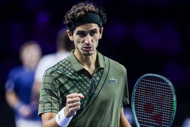 Moselle Open : tournoi de tennis, à Metz PHOTOPQR LE REPUBLICAIN LORRAIN Hugo AZMANI ; Metz ; 07 11 2025 ; Moselle Open : 22e édition du tournoi de tennis, aux Arènes, à Metz; Quentin Halys (FRA) et Pierre-Hugues Herbert (FRA), lors de leur match en demi-finale double contre Sander Arends et Luke Johnson Metz Moselle Lorraine France  Copyright: xPHOTOPQR LExREPUBLICAINxLORRAIN xHugoxAZMANIx 20251107RBL2392 20251107RBL2392